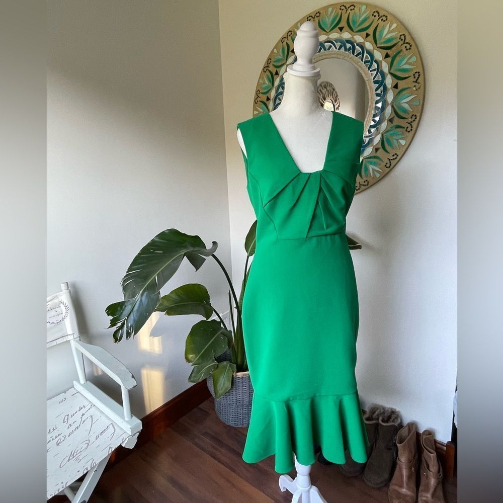 NWT Badgley Mischka midi dress in palm green size 6